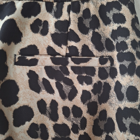 Zara Basic Mini Flare Leopard Pants. Stretchy. Womens size S - Picture 6 of 8